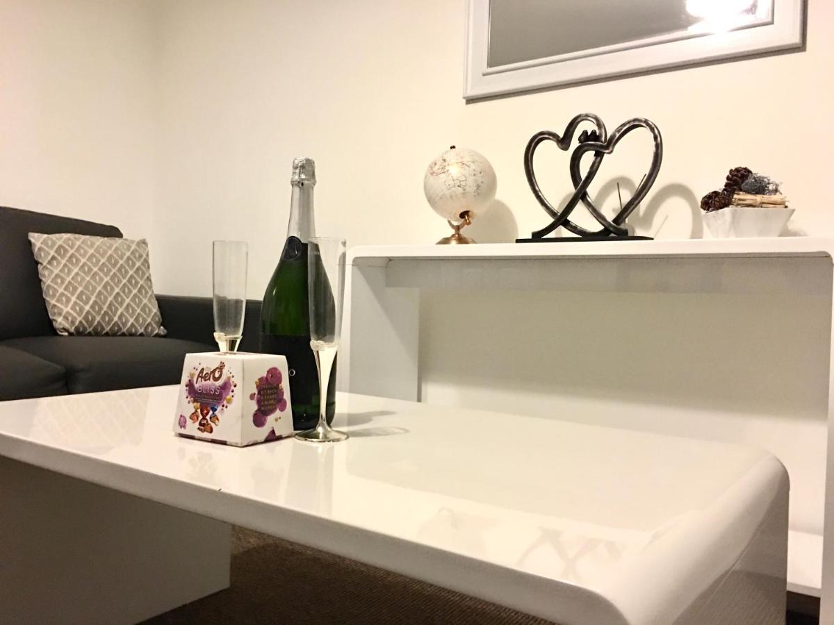 Central Spacious 2 Bedroom By Union Square Free Parking Aberdeen Exterior foto